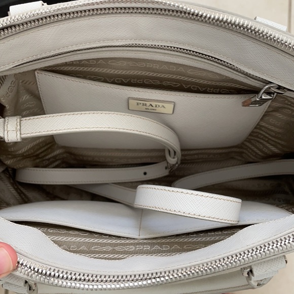 Prada Galleria Saffiano Talco Large Shoulder Bag - Picture 4 of 12